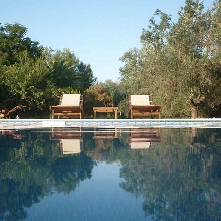 B&B Villa Giuliana Arnesano Buitenkant foto
